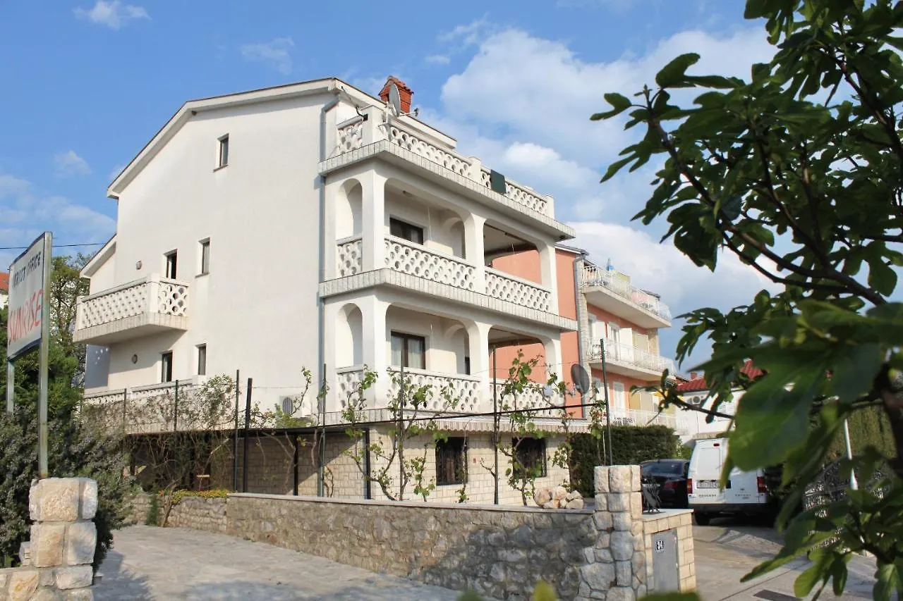 Apartments With A Parking Space Selce, Crikvenica - 5287
