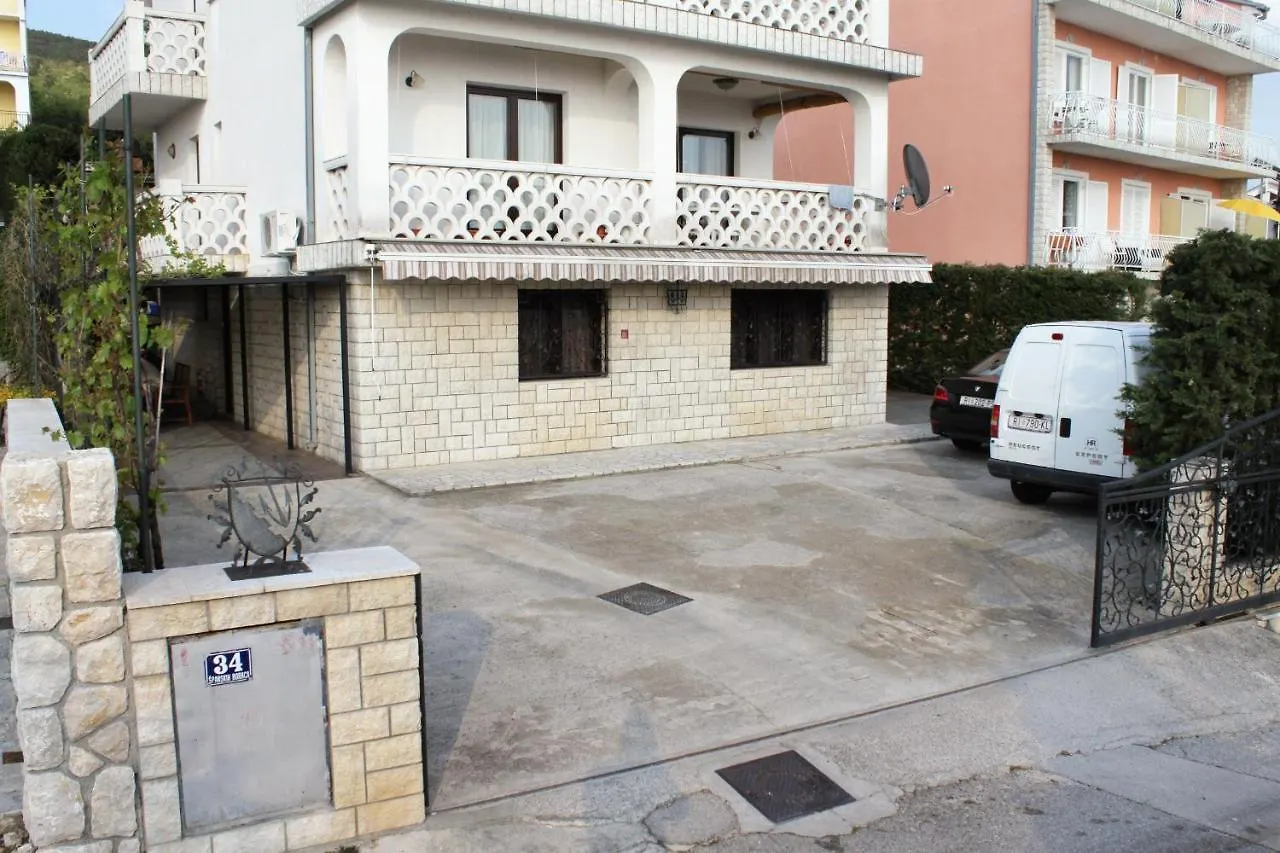 Apartments With A Parking Space Selce, Crikvenica - 5287