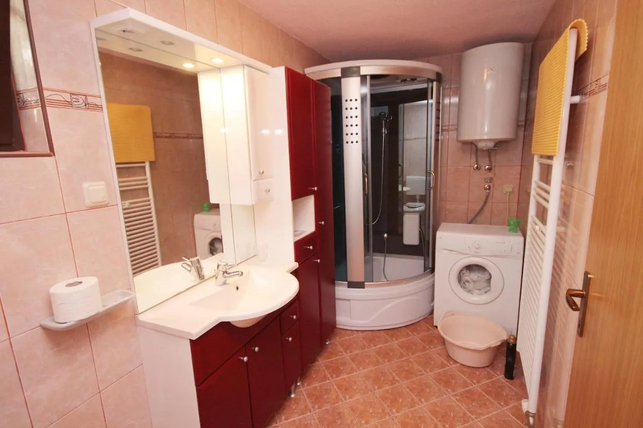 Apartments With A Parking Space Selce, Crikvenica - 5287