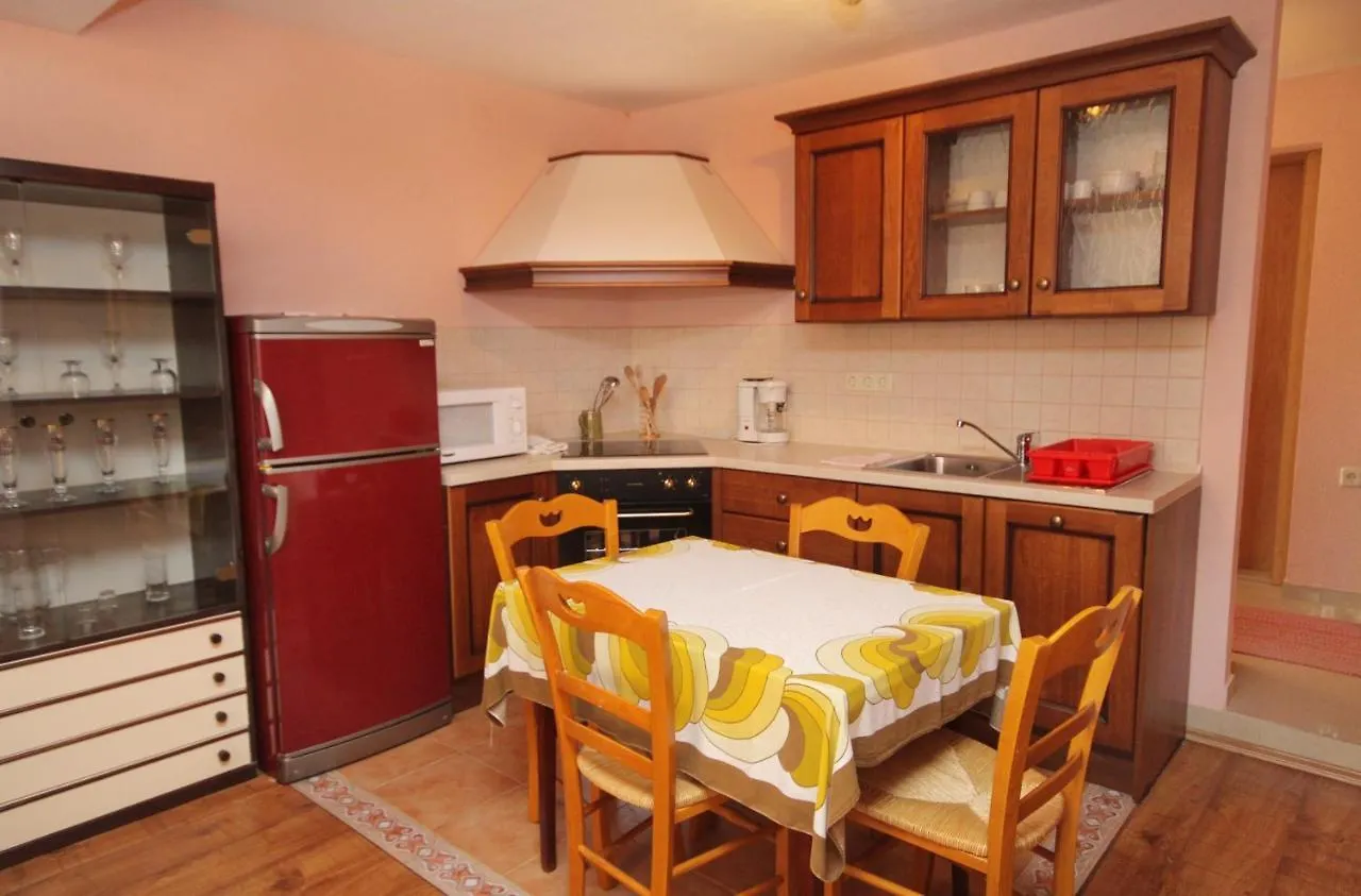 Apartments With A Parking Space Selce, Crikvenica - 5287